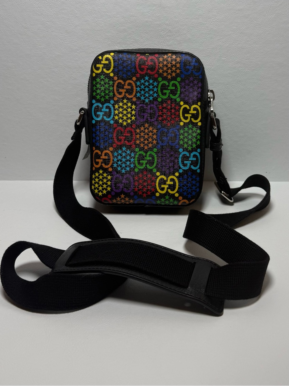 New Gucci GG Limited Edition Psychedelic Messenger Bag - Picture 5 of 6